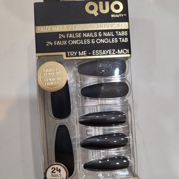 Quo Beauty Limited Edition Halloween Collection Faux Nail Set in Black Stiletto - Picture 1 of 7